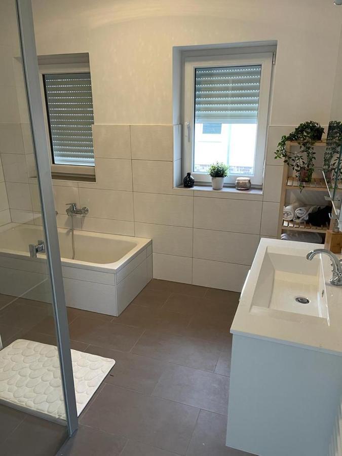Lux Apartmant 2 웨스터스테드 외부 사진