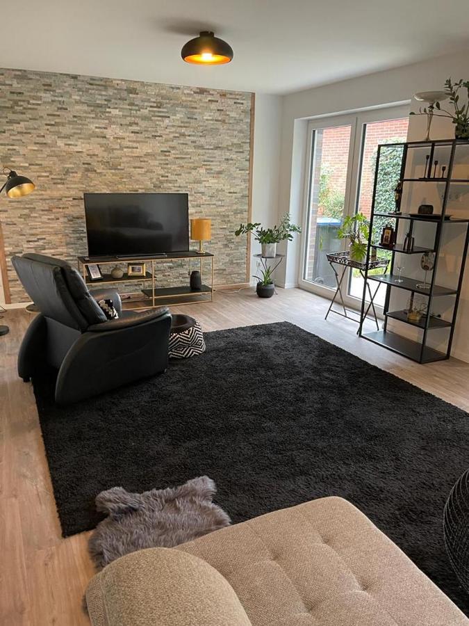 Lux Apartmant 2 웨스터스테드 외부 사진